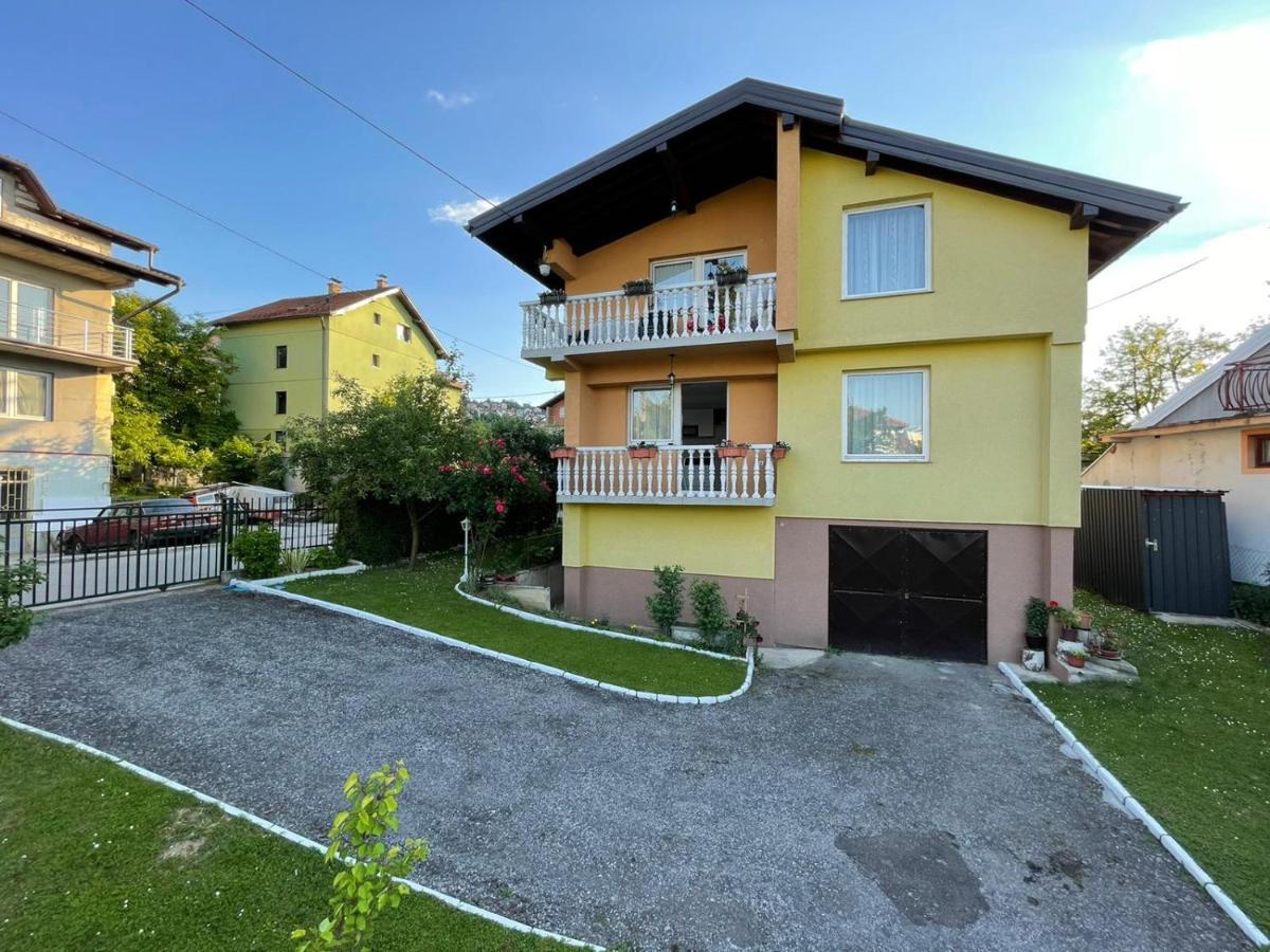 Sunny Garden Apartment ซาราเยโว ภายนอก รูปภาพ
